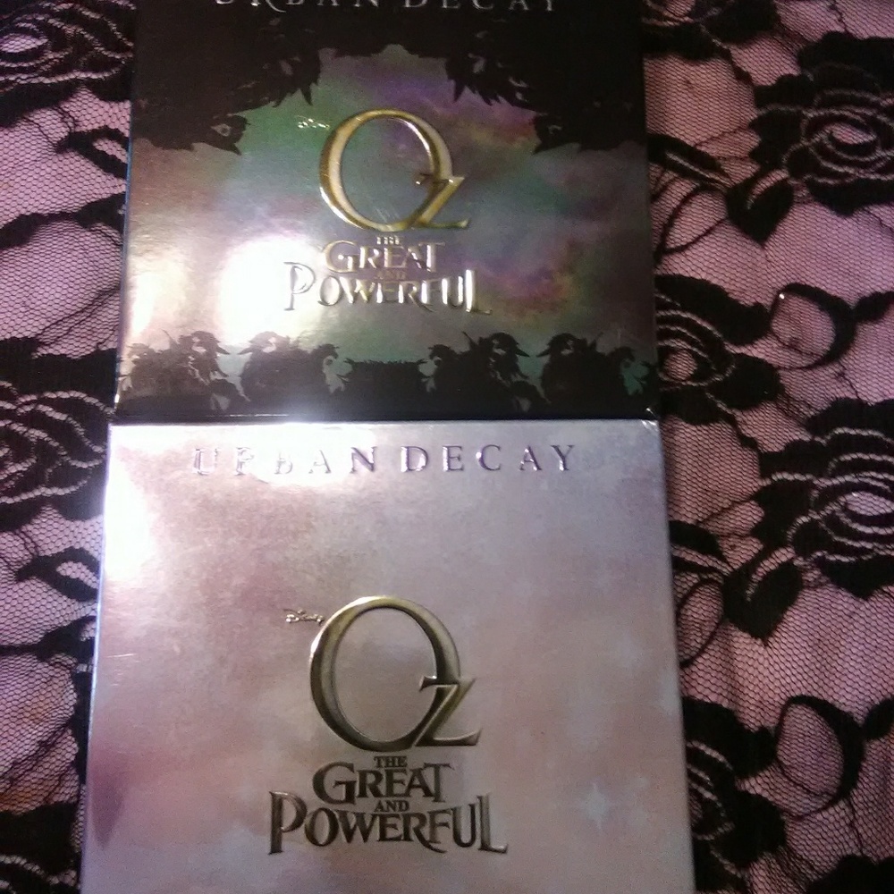 (SOLD)Urban Decay Collector's Palettes